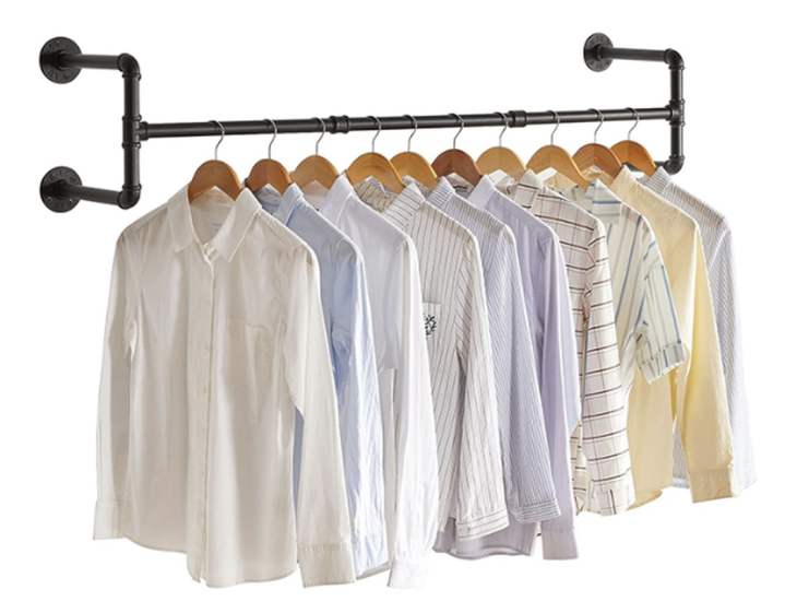 Gantungan baju dinding