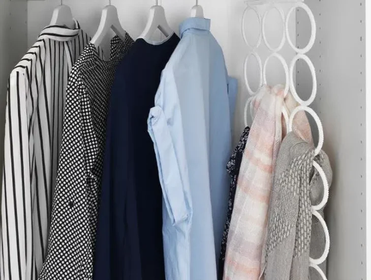 Gantungan baju IKEA   untuk syal